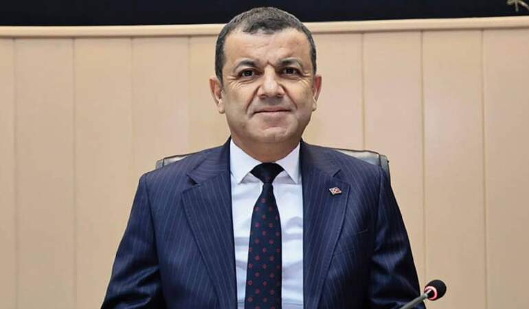 Denizli Büyükşehir Belediyesi ve 14 ilçe belediyesi CHP’den istifa etti