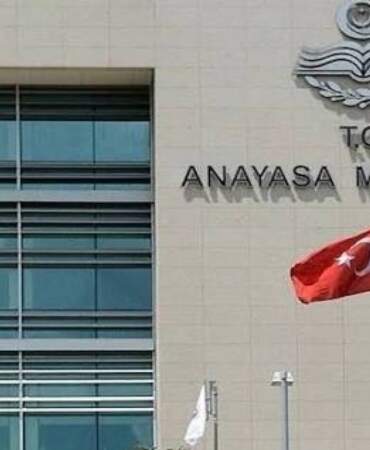 Açık Radyo, lisans iptaline ilişkin hukuki süreci AYM’ye taşıdı