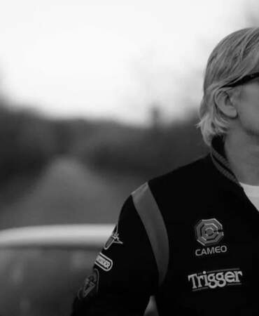 ‘Nightcall’ İle Efsaneleşmişti: Ünlü DJ Kavinsky Paris’te ölü bulundu