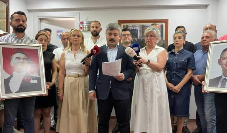 Altınordu İlçe Başkanı Halis Poyraz ve yönetimi CHP’den istifa etti