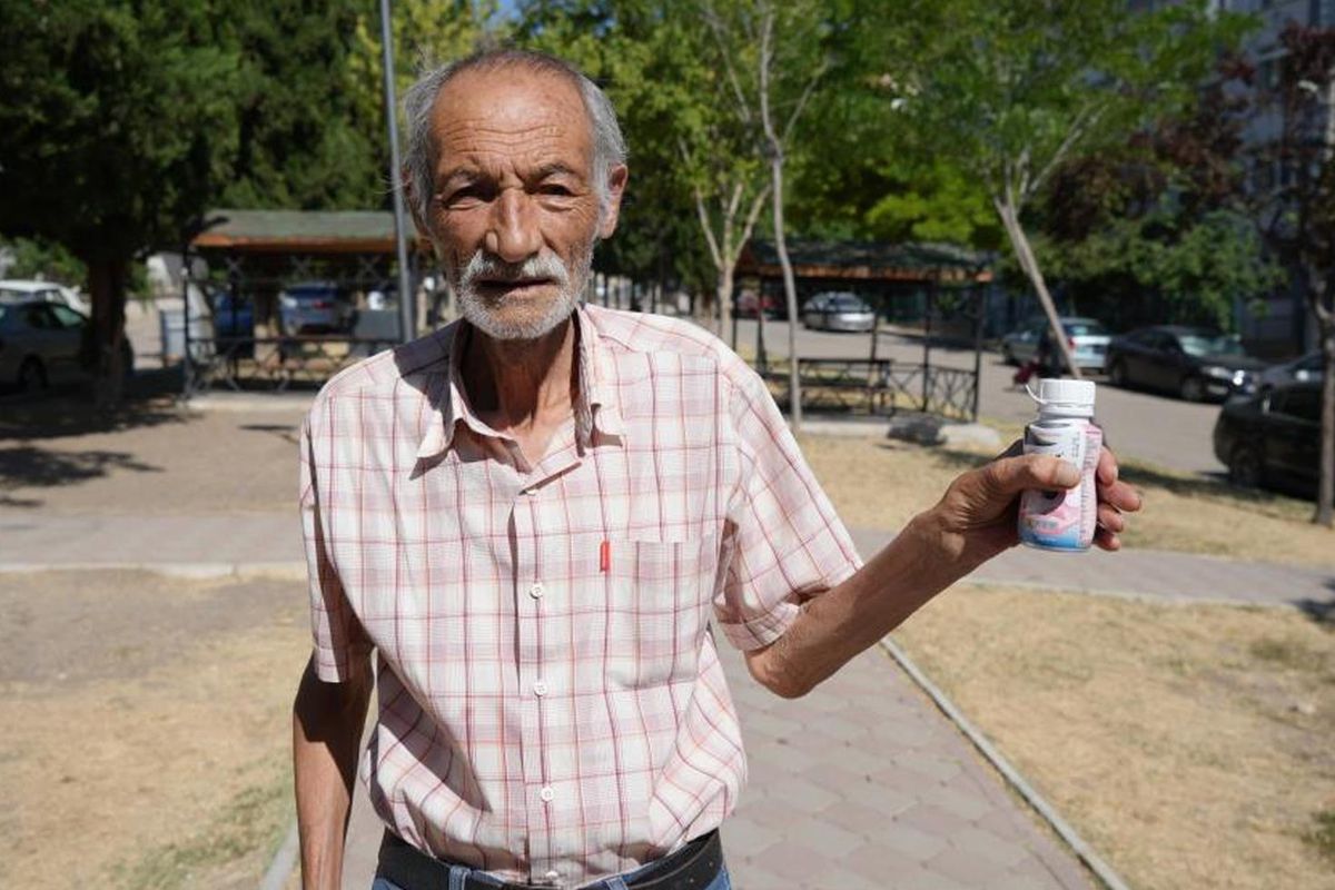 34 yıldır su içemeyen yaşlı adam, 10 gündür yemek de yiyemiyor