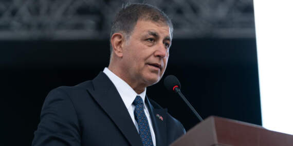 Cemil Tugay’dan Flaş AK Parti Açıklaması