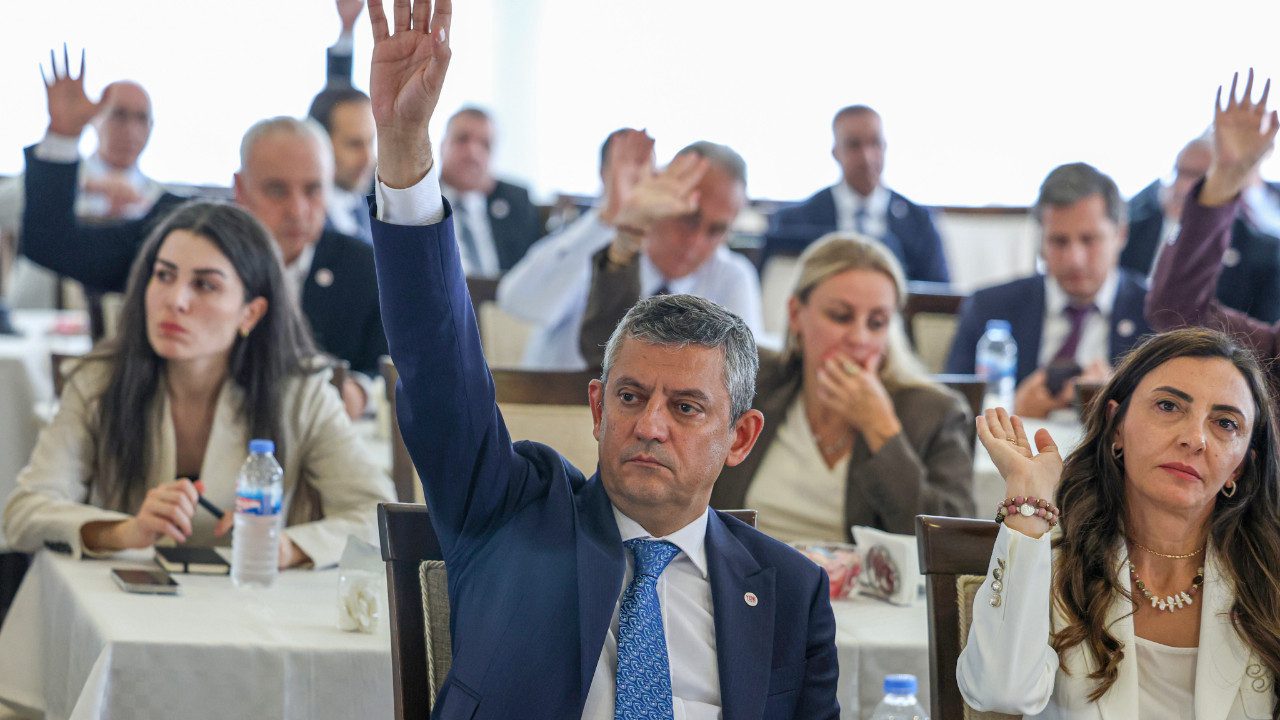 Ana Muhalefette Dev Göç: 200’den Fazla Belediye Başkanı CHP’den İstifa Etti, YENİ Parti’ye Geçiyor
