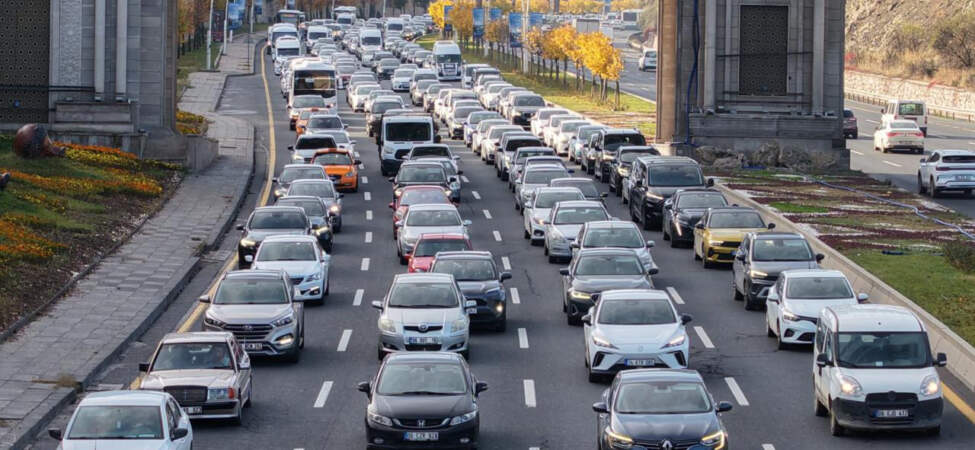 Araçlarda Bu Aksesuarlar Artık Yasak! Karar Resmi Gazete’de Yayımlandı