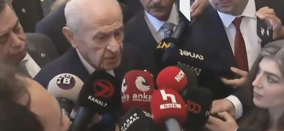 Bahçeli’den eylem yapan öğretmenlere destek: Yanlarındayız