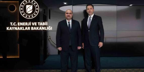 Bakan Bayraktar, Kerkük Valisi Ağa’yı ağırladı