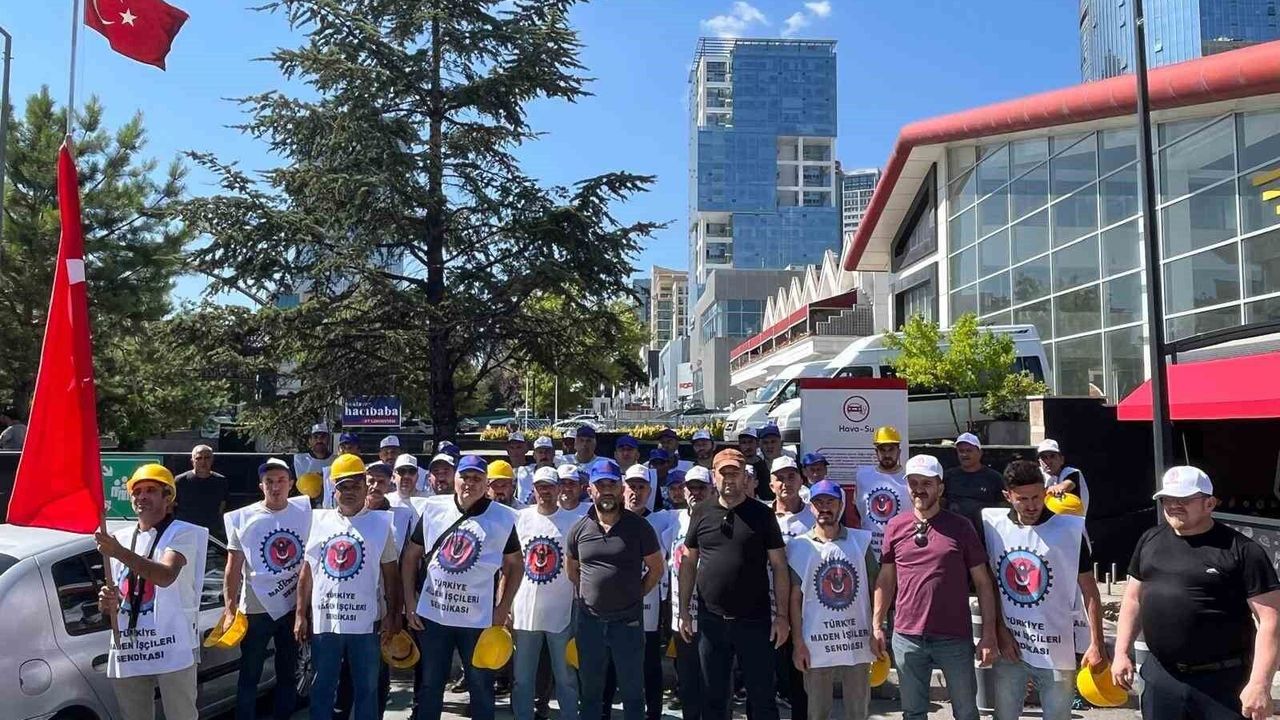 Bekledikleri Ödemeyi Alamayan Doruk Madencilik Şirketi İşçileri Eylem Başlattı !