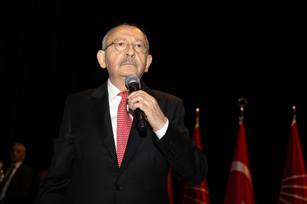 CHP’de İstanbul, Ankara ve İzmir’in de aralarında olduğu birçok il başkanı görevden alındı