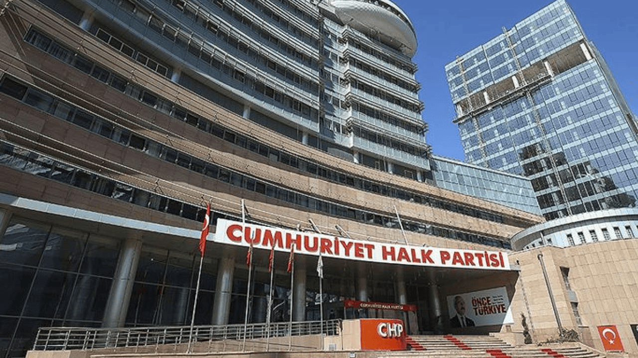 CHP’de Özel Sonrası İlk Seçim: Yeni Grup Başkanı ve Başkan Vekilleri Belli Oldu