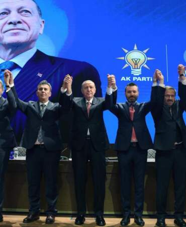 CHP’li başkanlar AK Parti’ye mi katılıyor? Gözler yarınki toplantıda
