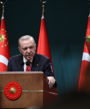 Cumhurbaşkanı Erdoğan’dan Kabine Sonrası Önemli Mesajlar: ‘Terör Engeli Ortadan Kalktığında Türkiye Ekonomisi Yeni Bir Hikaye Yazacak’