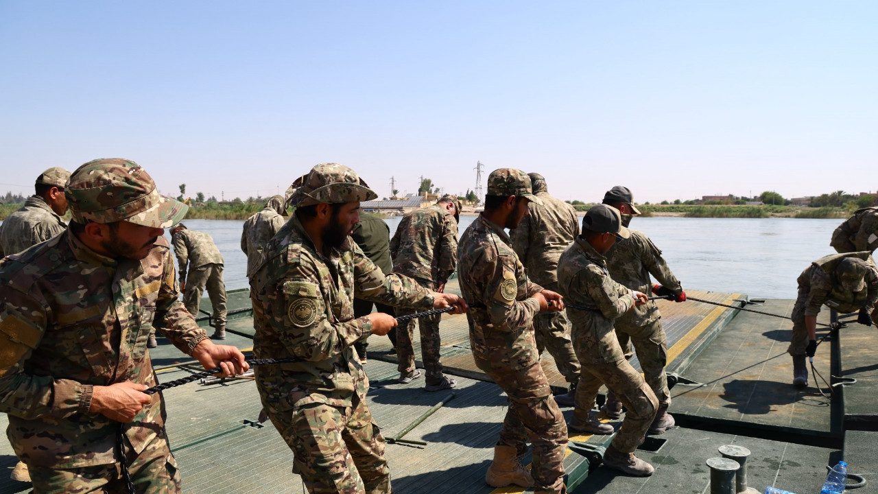 Fırat Nehri Üzerinde Kardeşlik Köprüsü: Türk ve Suriye Ordusu Birlikte İnşa Etti