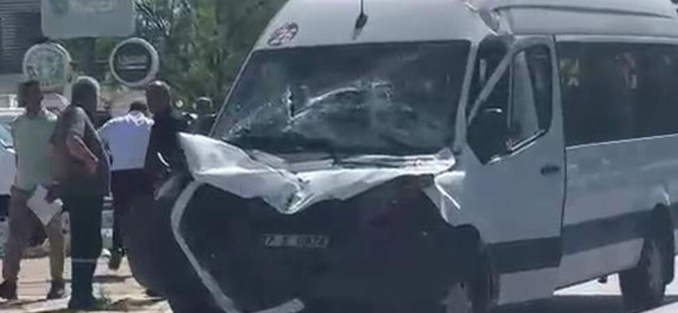 İşçi Servisi Kazaya Karıştı: Çok Sayıda Yaralı Var