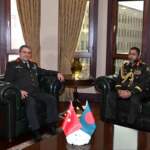 Bayraktaroğlu ve Waker-Uz-Zaman Görüşmesi