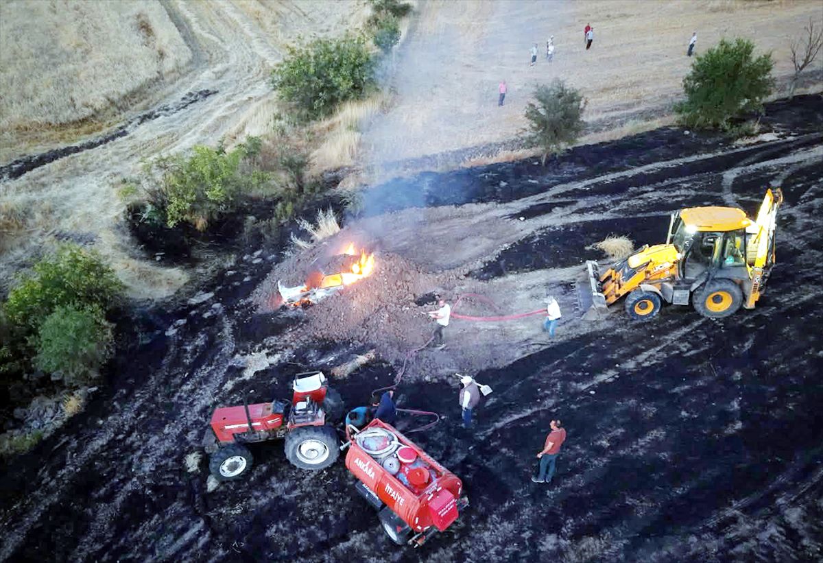 Güdül’de Park Halindeki Otomobilde Yangın