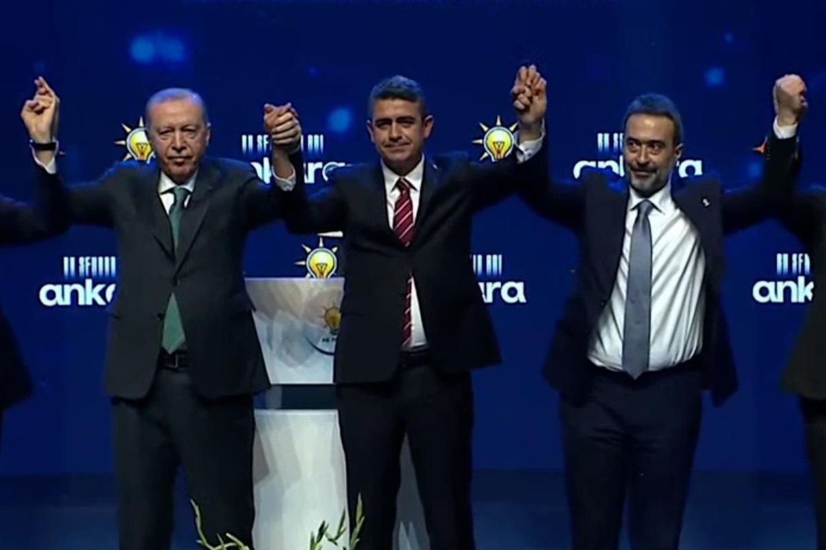 Haymana Belediye Başkanı Levent Koç, AK Parti’ye geçti