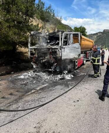 Karabük’te Tır Yandı