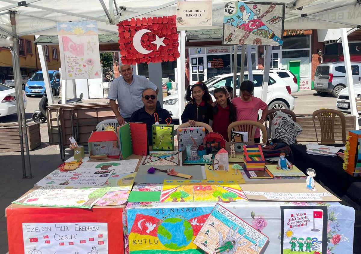 Kızılcahamam’da eTwinning projeleri yıl sonu sergisi yoğun ilgi gördü