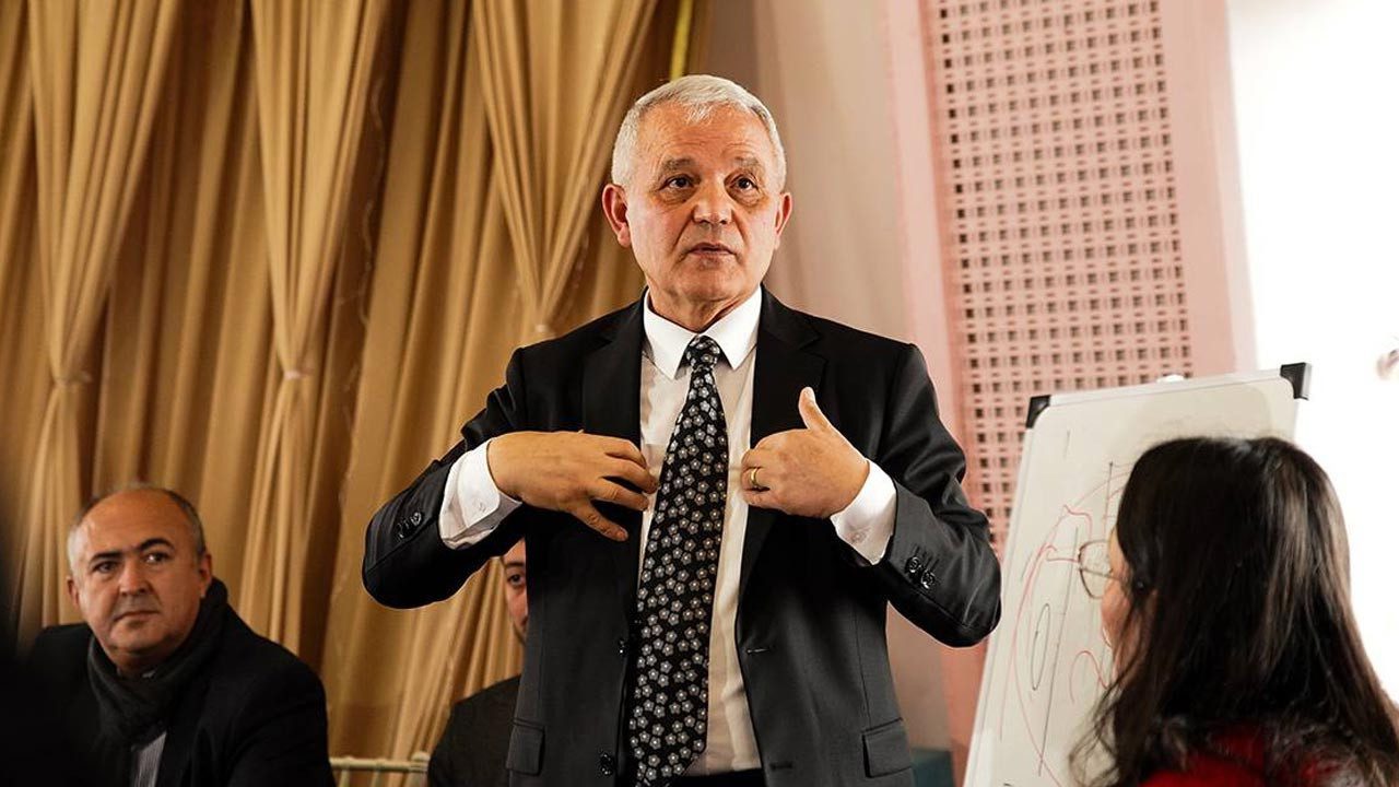 Mamak Belediye Başkanı Veli Gündüz Şahin CHP’den İstifa Etti