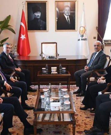 Meclis’te Kritik Zirve: AK Parti ve DEM Parti ‘Terörsüz Türkiye’ İçin Masada