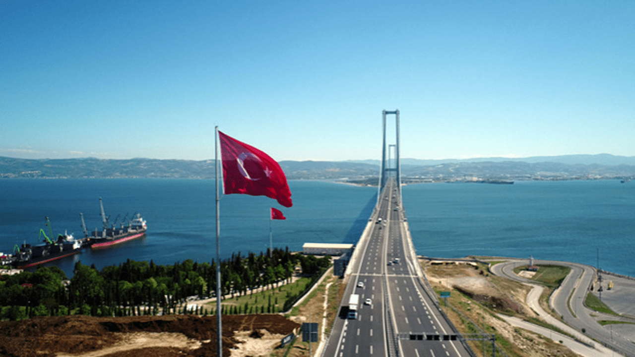 Otoyol ve Köprü Ücretlerine Zam: İşte Yeni Fiyatlar