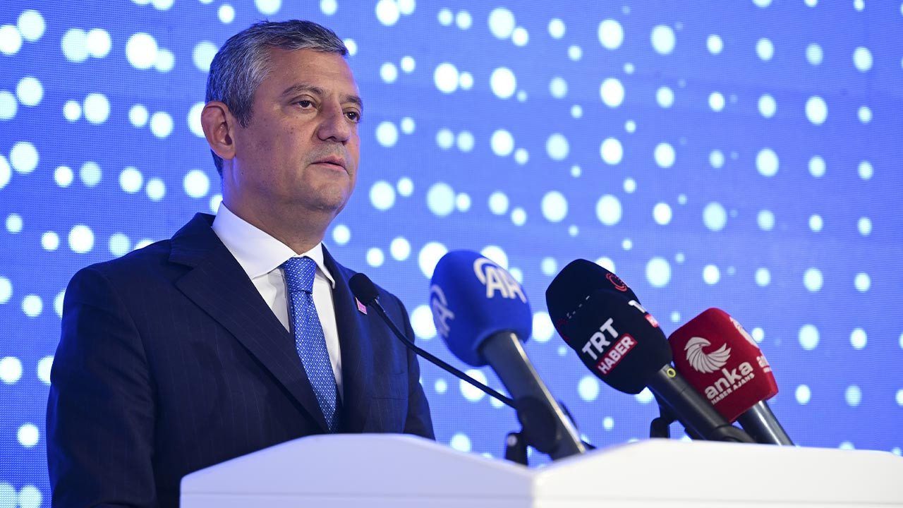 Özgür Özel’in Yeni Parti Planı İle İlgili Flaş İddia: Kritik Tarih Belli Oldu! CHP Kulisleri Hareketli