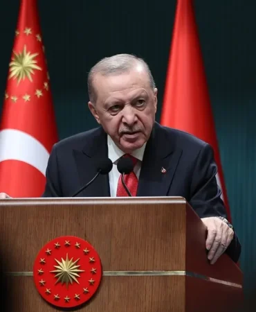 Cumhurbaşkanı Erdoğan’dan Kritik Açıklama: “Terörsüz Türkiye İçin Yasal Düzenleme Geliyor!”