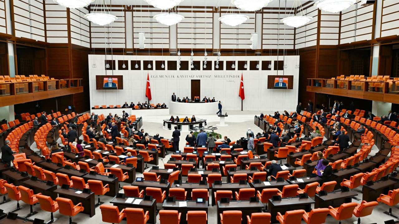 TBMM’de Kritik Hafta: ‘Çerçeve Yasa’ ve ‘Öğrenci Affı’ Görüşülecek