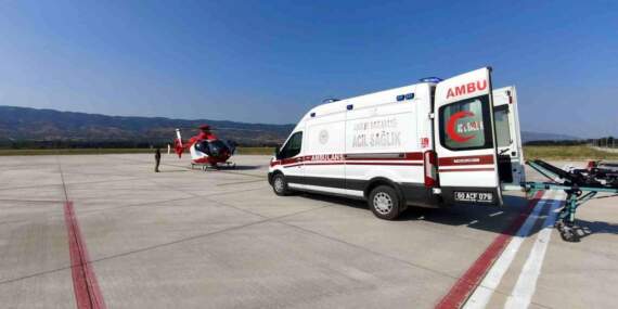 Kaza Geçiren Kız Çocuğu Helikopterle Sevk Edildi