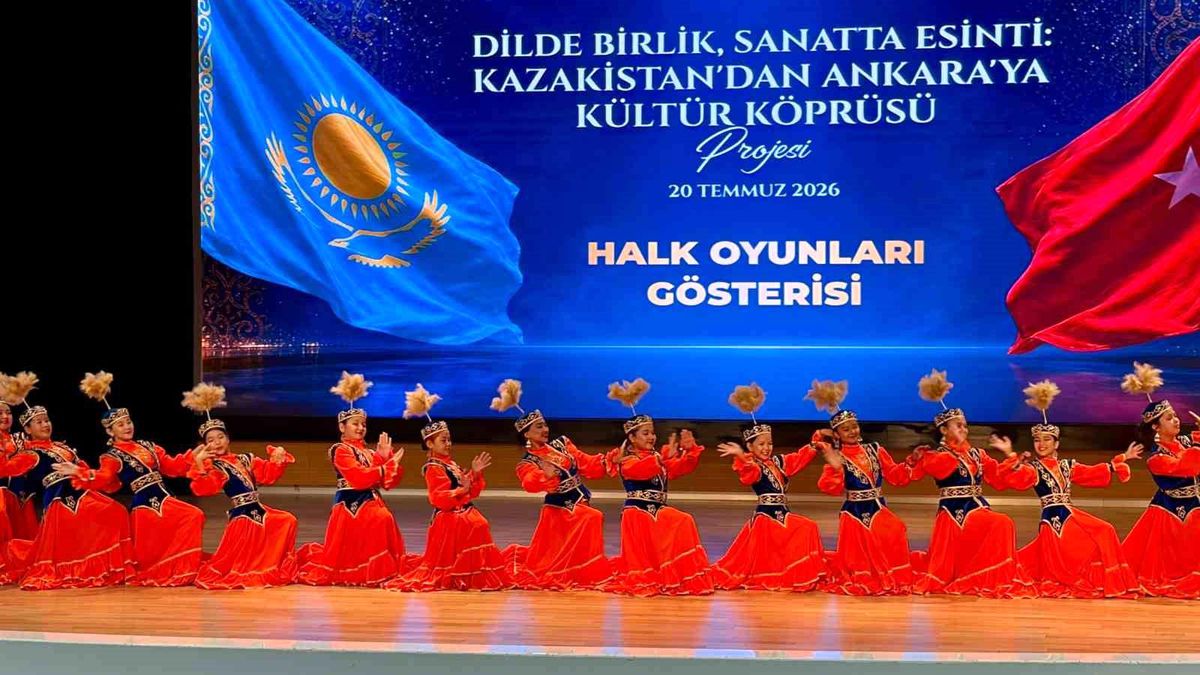 Türkiye-Kazakistan Halk Oyunları Şöleni