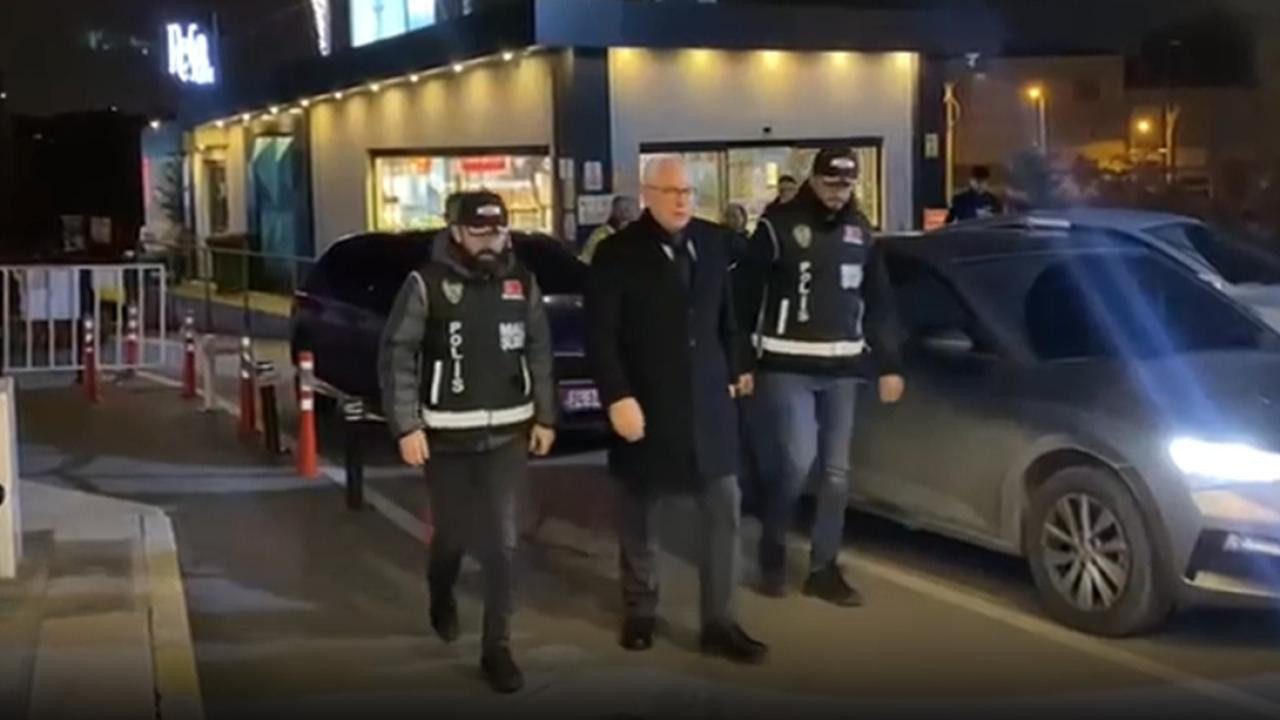 Tutuklu Bulunan CHP’li Başkan İki Suçtan Daha Tutuklandı