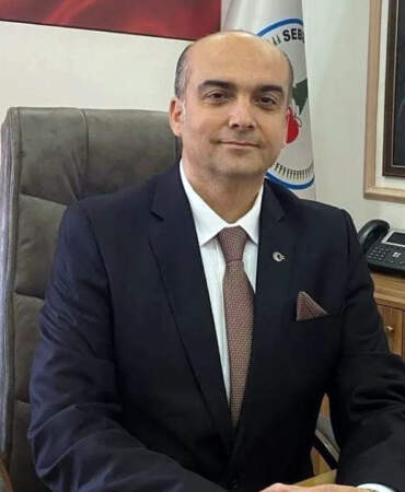 Yüzde 52 İle Seçilen CHP’li Başkan Tam Kadro İstifa Etti