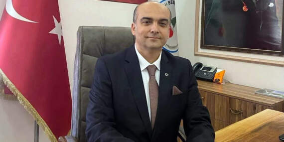Yüzde 52 İle Seçilen CHP’li Başkan Tam Kadro İstifa Etti
