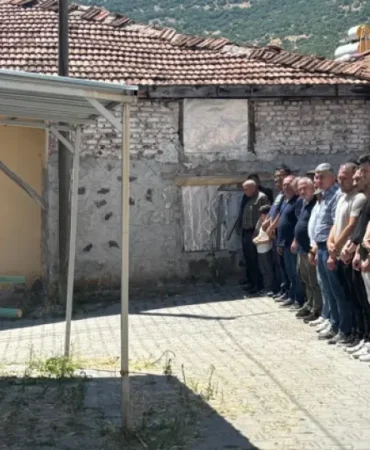 Ankara’da Komşusu Tarafından Öldürülen Yönetici Yardımcısı Son Yolculuğuna Uğurlandı