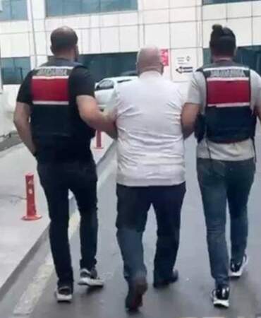 Kendilerini MİT Mensubu Olarak Tanıtan Dolandırıcılık Çetesine Operasyon Düzenlendi