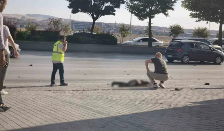 Ankara’da Otomobil ile Motosiklet Çarpıştı: 2 Yaralı