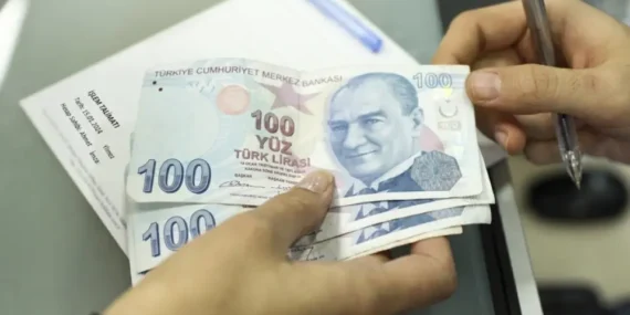 AKP’nin Emekli ve Asgari Ücretlilere “Bir Kereliğine” Yüksek Zam Planı