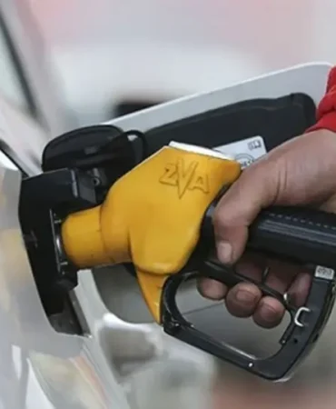 Akaryakıtta Sevindiren Gelisme: Benzine İndirim Geliyor