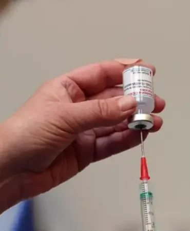 Yapay Zeka Destekli Tıpta Devrim: Geleceğin Salgınlarına Karşı “Süper Aşı” Dönemi Başlıyor