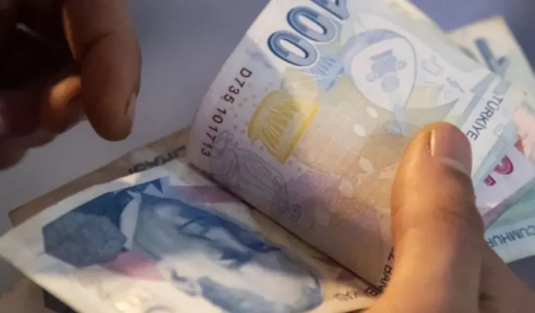Muhtaç Aylığına Zam Geldi: Yeni Tutar Resmen Açıklandı