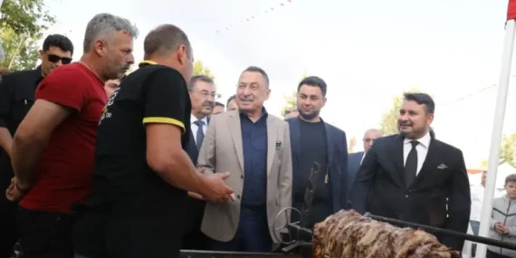 Oktay: Ankara Kabuğuna Sığmıyor