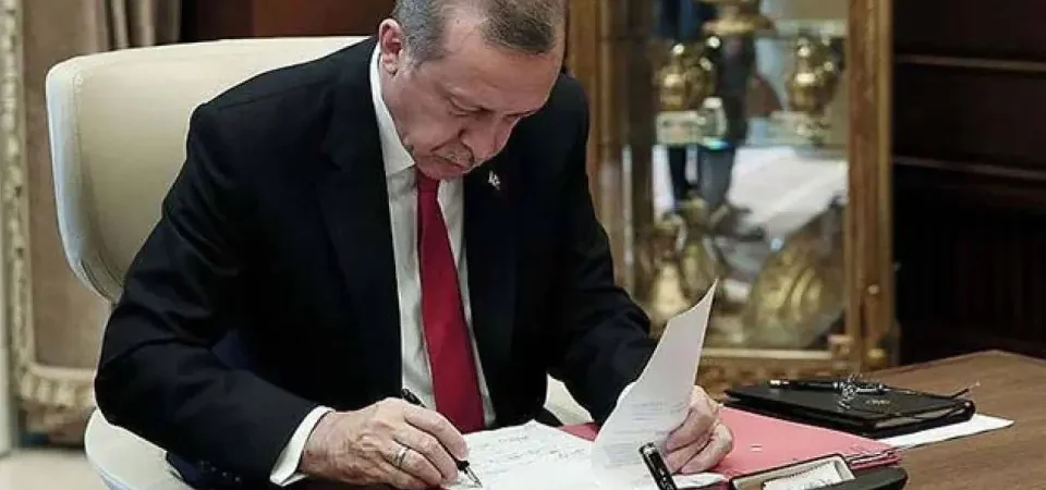 Erdoğan İmzaladı: Atama ve Görevden Alma Kararları Resmi Gazete’de Yayımlandı