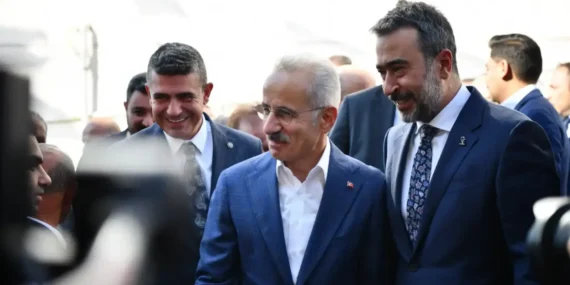 Haymanalının Yol ve İletişim Hasreti Bitiyor: Bakan Uraloğlu’ndan Çifte Müjde