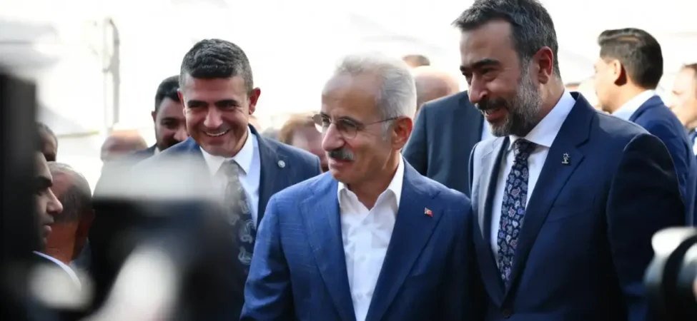 Haymanalının Yol ve İletişim Hasreti Bitiyor: Bakan Uraloğlu’ndan Çifte Müjde