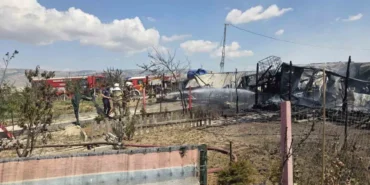 Ankara’da Yangın Dehşeti: 3 Ev Alevlere Teslim Oldu