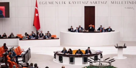 Suça Sürüklenen Çocuk Yasası TBMM’de Kabul Edildi