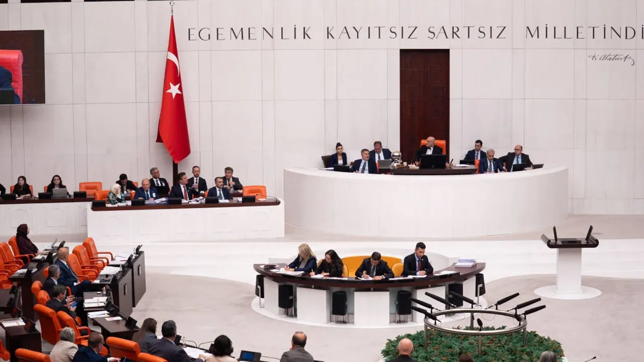 Suça Sürüklenen Çocuk Yasası TBMM’de Kabul Edildi