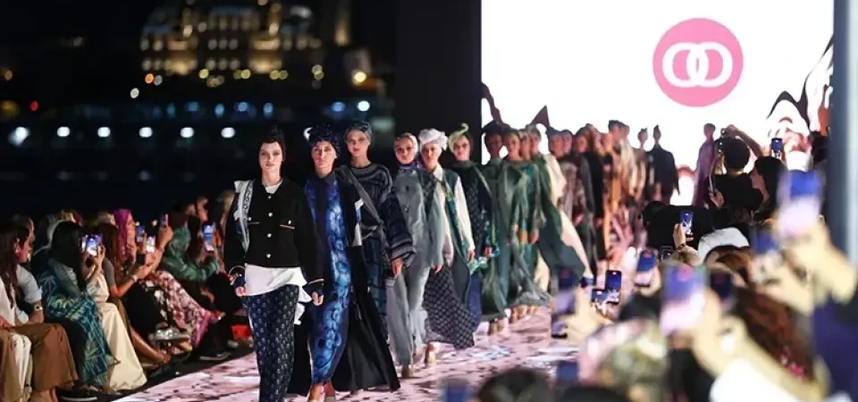 Sürprizlerle Dolu Büyük Defile