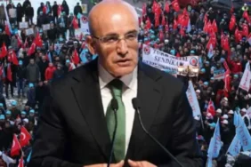 Mehmet Şimşek’ten Memur ve Emekli Zammı Açıklaması: “En Az Enflasyon Kadar Artacak”