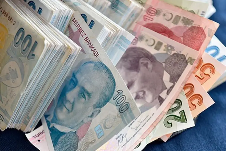 E9 Emisyon Grubu 50 TL ve 5 TL Banknotlarda Yeni Tertip Tedavüle Çıktı